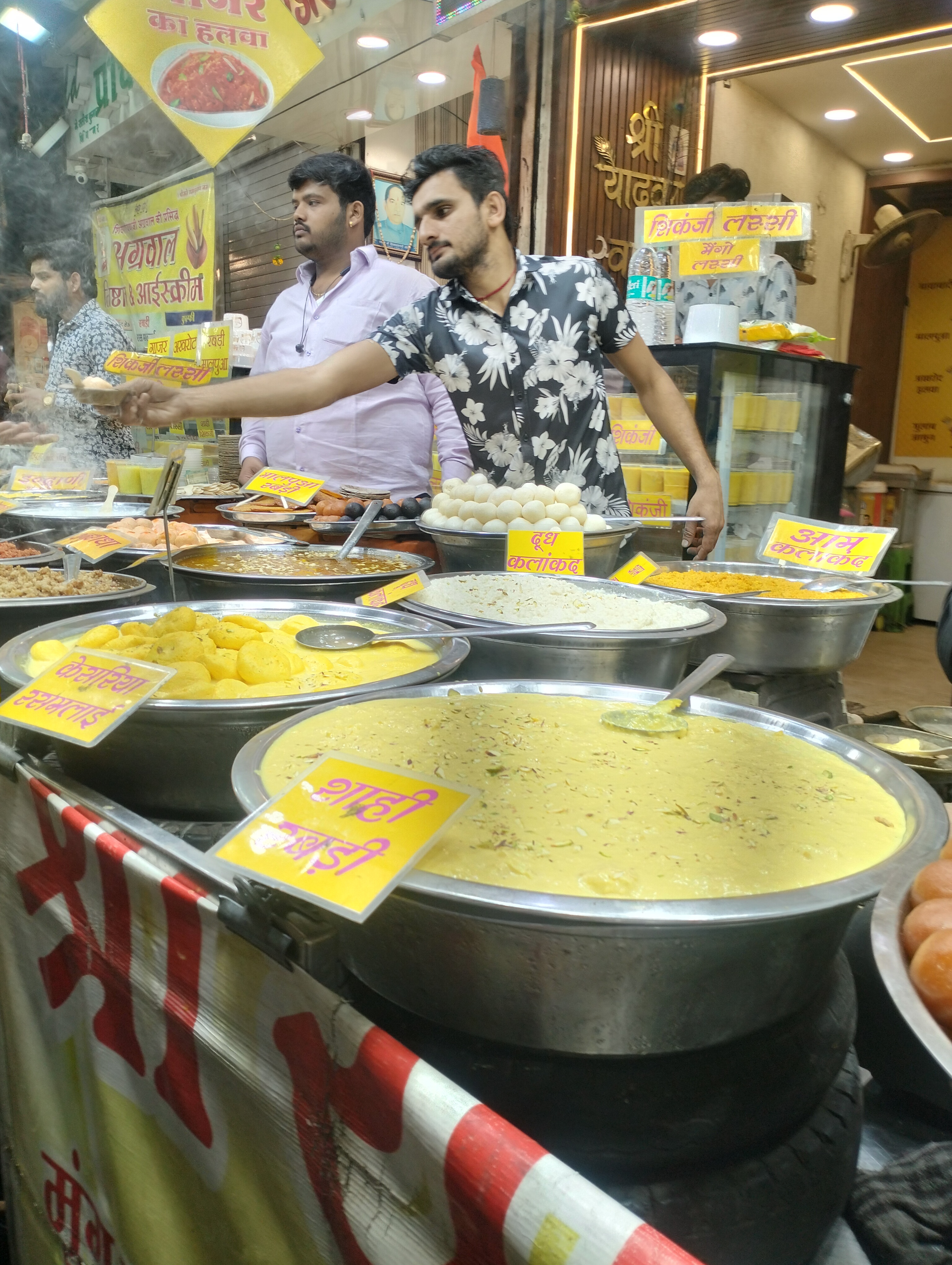 Feast at Chappan Dukan Indore