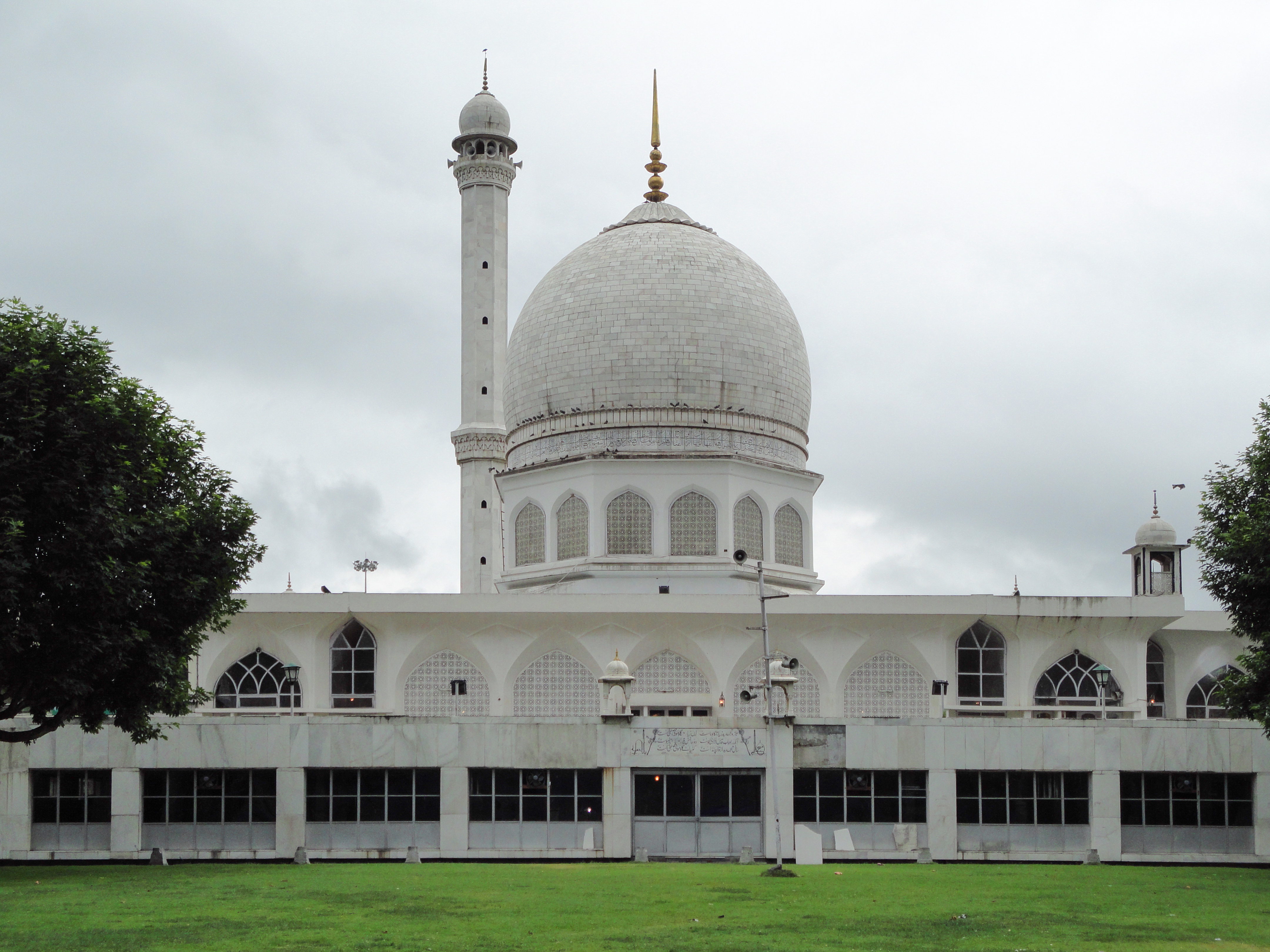 Hazratbal Shrine Srinagar