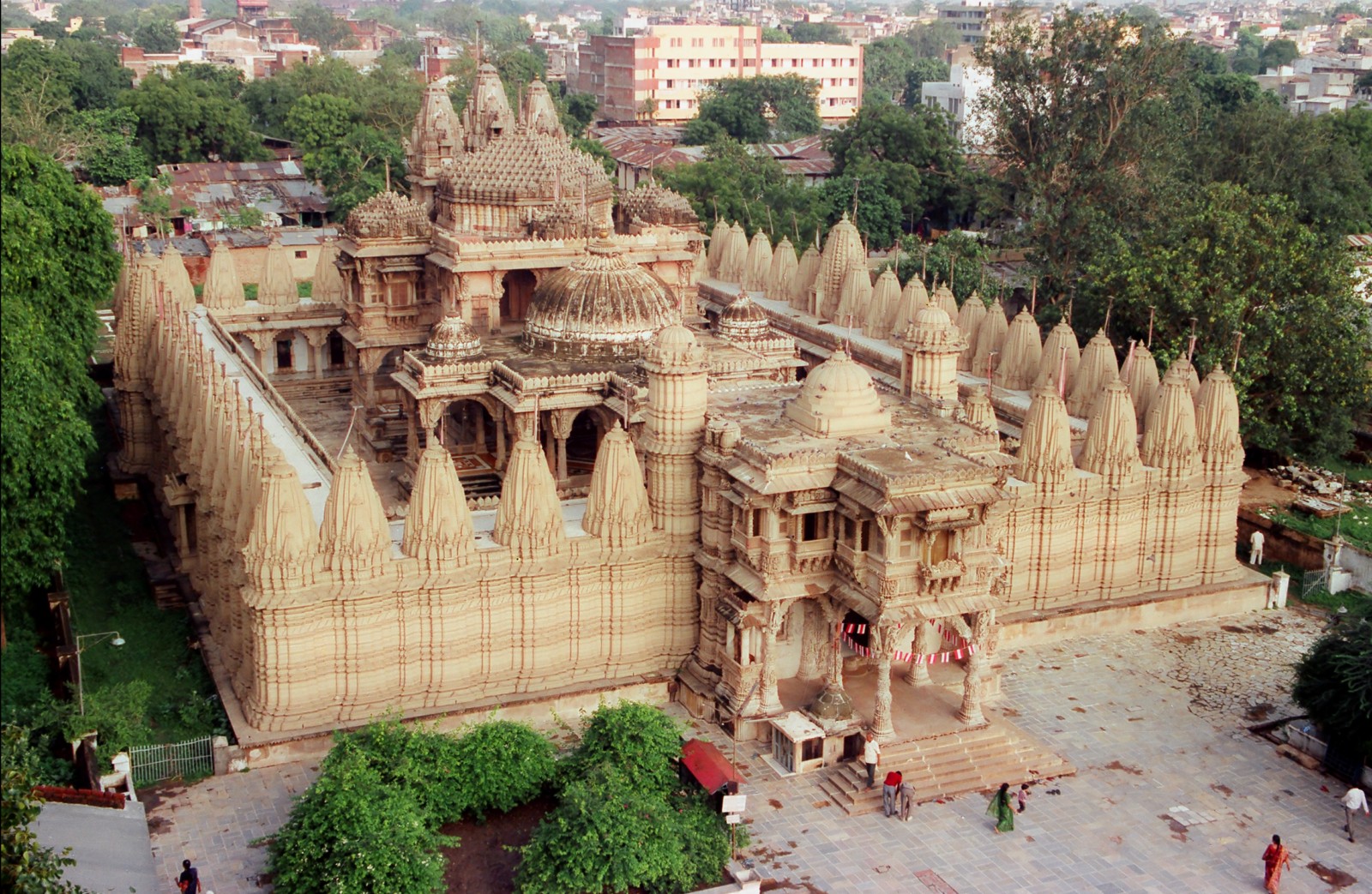 Hutheesing Jain Temple Ahmedabad
